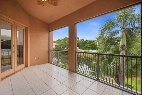 Condo in Bradenton, Florida, 4 bedrooms  № 2391726 - photo 29
