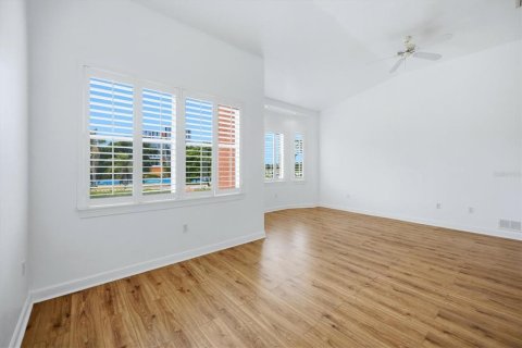 Condo in Bradenton, Florida, 4 bedrooms  № 2391726 - photo 13