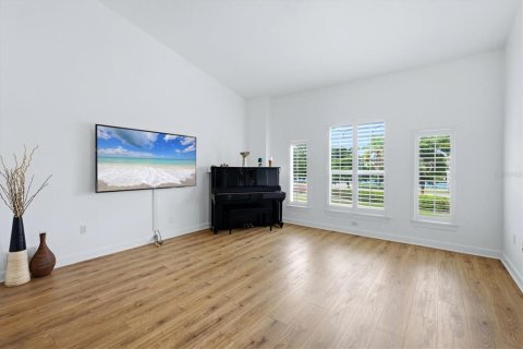 Condo in Bradenton, Florida, 4 bedrooms  № 2391726 - photo 3