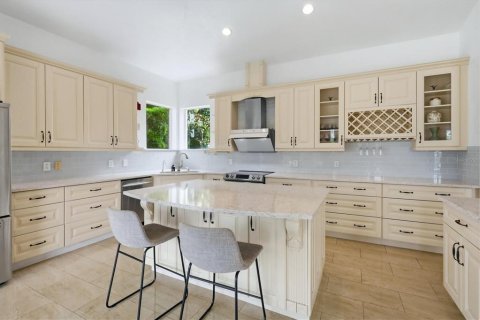 Condo in Bradenton, Florida, 4 bedrooms  № 2391726 - photo 10
