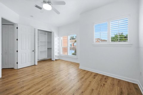 Condo in Bradenton, Florida, 4 bedrooms  № 2391726 - photo 19