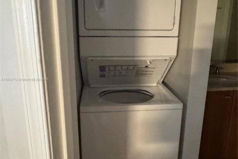 Condo in Delray Beach, Florida, 1 bedroom  № 1821734 - photo 2