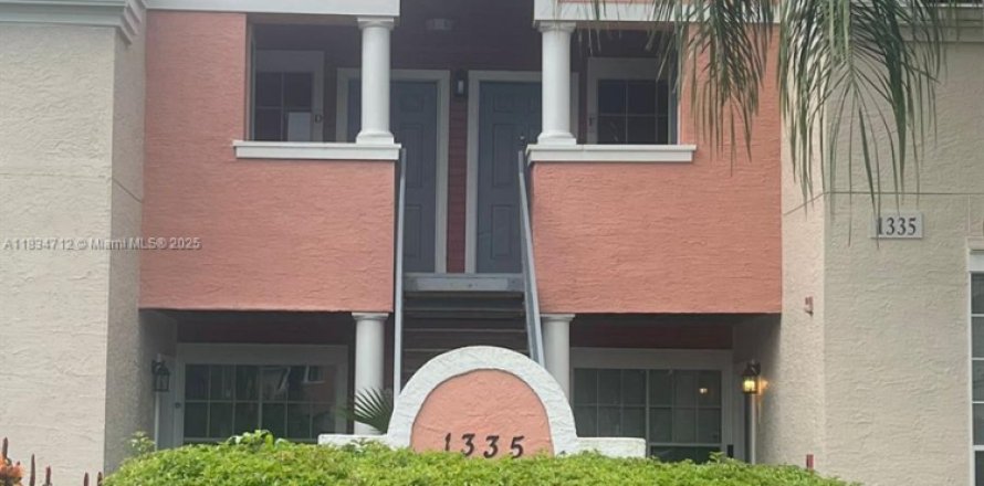Condo in Delray Beach, Florida, 1 bedroom № 1821734