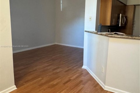 Condo in Delray Beach, Florida, 1 bedroom  № 1821734 - photo 5