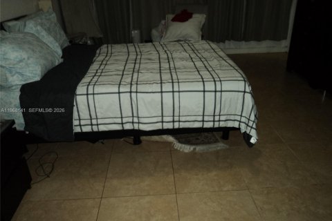 Купить кондоминиум в Норт-Майами, Флорида 4 комнаты, 119.57м2, № 2030467 - фото 9