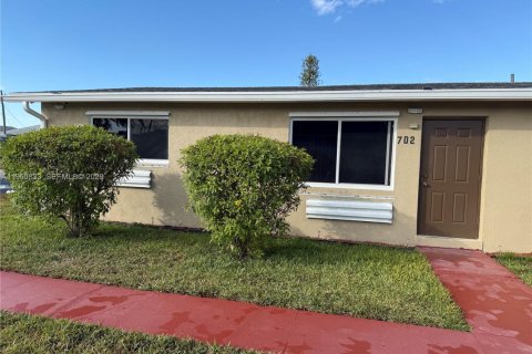 Villa ou maison à West Palm Beach, Floride 3 chambres, 275.73 m2 № 2023622