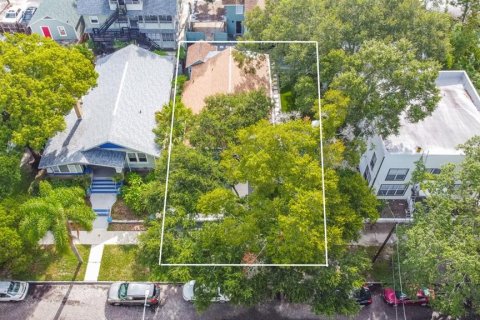 House in Saint Petersburg, Florida 5 bedrooms, 272.2 sq.m. № 1906544 - photo 13