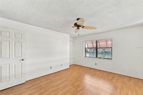 Купить кондоминиум в Сент-Питерсберг, Флорида 4 комнаты, 98.94м2, № 2420096 - фото 24