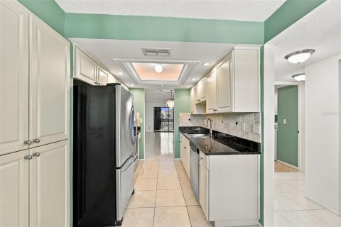 Купить кондоминиум в Сент-Питерсберг, Флорида 4 комнаты, 98.94м2, № 2420096 - фото 16