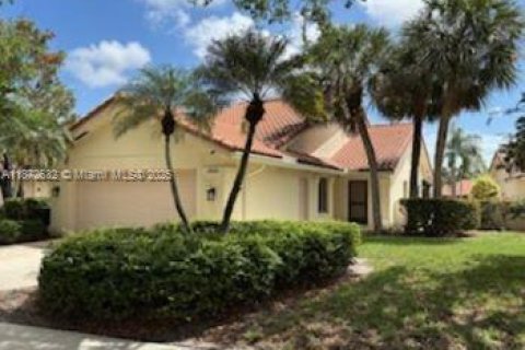 Villa ou maison à vendre à West Palm Beach, Floride: 3 chambres, 180.69 m2 № 1923381 - photo 2