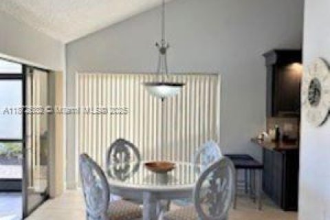 Villa ou maison à vendre à West Palm Beach, Floride: 3 chambres, 180.69 m2 № 1923381 - photo 7