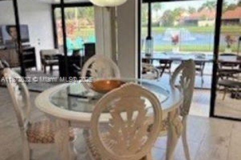 Villa ou maison à vendre à West Palm Beach, Floride: 3 chambres, 180.69 m2 № 1923381 - photo 6