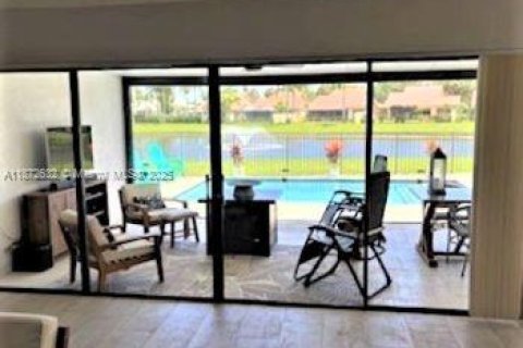 Villa ou maison à vendre à West Palm Beach, Floride: 3 chambres, 180.69 m2 № 1923381 - photo 24