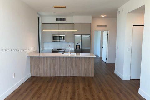 Снять в аренду квартиру в Саут-Майами, Флорида 2 спальни, 3912.67м2, № 2004345 - фото 3