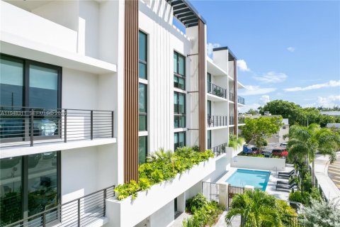 Снять в аренду квартиру в Саут-Майами, Флорида 2 спальни, 3912.67м2, № 2004345 - фото 15