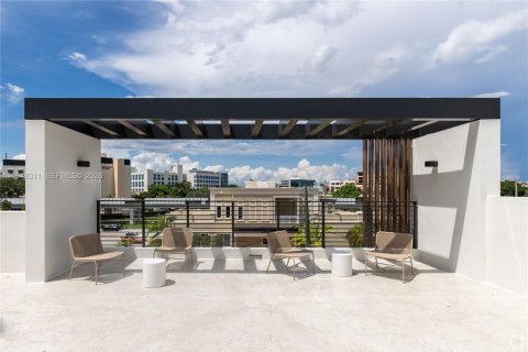 Снять в аренду квартиру в Саут-Майами, Флорида 2 спальни, 3912.67м2, № 2004345 - фото 16