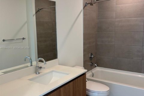 Снять в аренду квартиру в Саут-Майами, Флорида 2 спальни, 3912.67м2, № 2004345 - фото 10