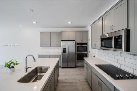 Townhouse in Stuart, Florida 3 bedrooms, 187.38 sq.m. № 1891426 - photo 11