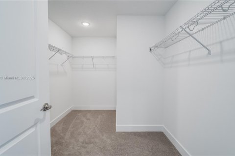 Townhouse in Stuart, Florida 3 bedrooms, 187.38 sq.m. № 1891426 - photo 24