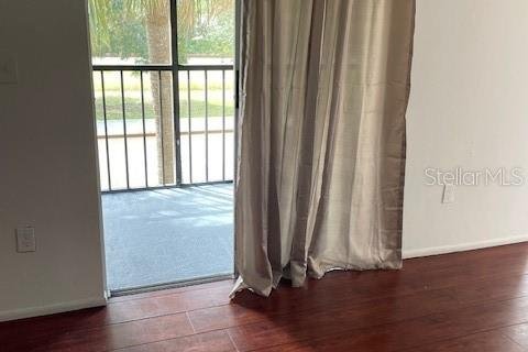 Condo in South Daytona, Florida, 2 bedrooms  № 1659623 - photo 6