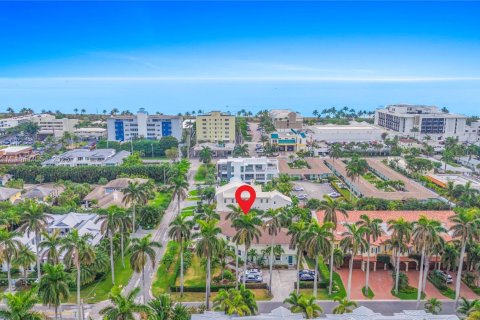 Commercial property in Delray Beach, Florida № 1994083 - photo 13