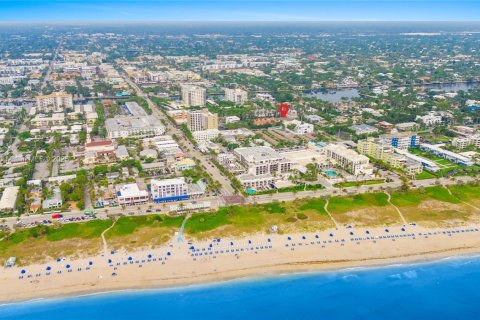 Commercial property in Delray Beach, Florida № 1994083 - photo 8