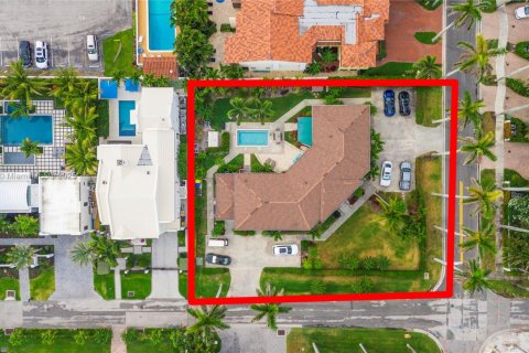Commercial property in Delray Beach, Florida № 1994083 - photo 1