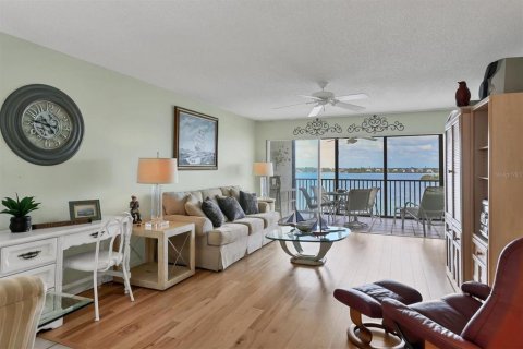 Copropriété à vendre à Sarasota, Floride: 2 chambres, 101.54 m2 № 2093090 - photo 10