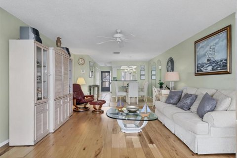 Copropriété à vendre à Sarasota, Floride: 2 chambres, 101.54 m2 № 2093090 - photo 12