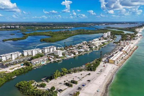 Condominio en Sarasota, Florida, 2 dormitorios  № 2093090