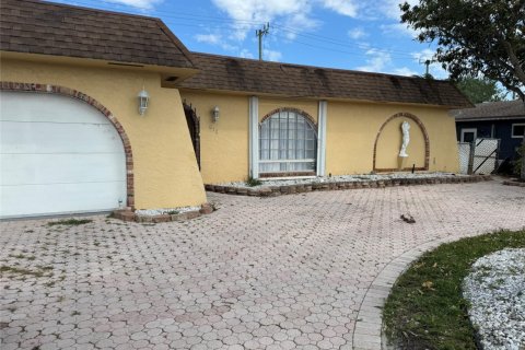 Casa en alquiler en Deerfield Beach, Florida, 4 dormitorios, 173.17 m2 № 1102240 - foto 1