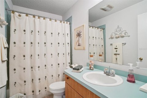 Casa en venta en The Villages, Florida, 2 dormitorios, 99.03 m2 № 1913870 - foto 24