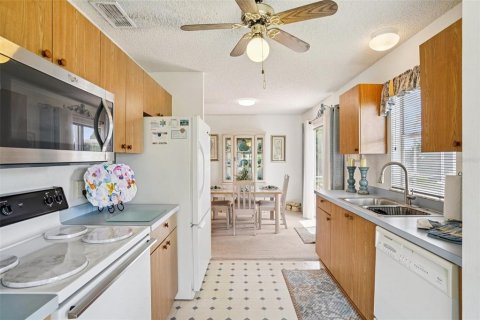 Casa en venta en The Villages, Florida, 2 dormitorios, 99.03 m2 № 1913870 - foto 15