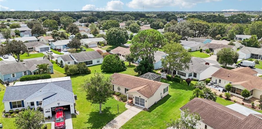 Casa en The Villages, Florida 2 dormitorios, 99.03 m2 № 1913870