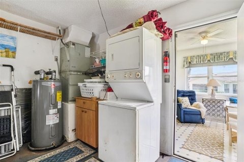 Casa en venta en The Villages, Florida, 2 dormitorios, 99.03 m2 № 1913870 - foto 26
