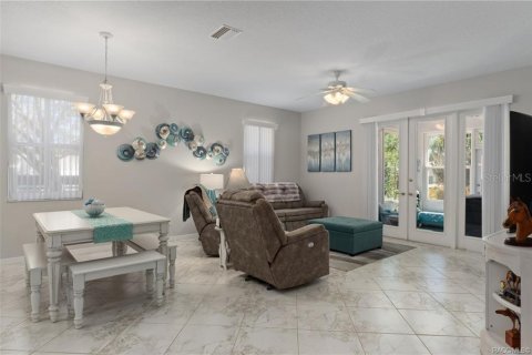 House in Inverness, Florida 2 bedrooms, 136.1 sq.m. № 2099530 - photo 11