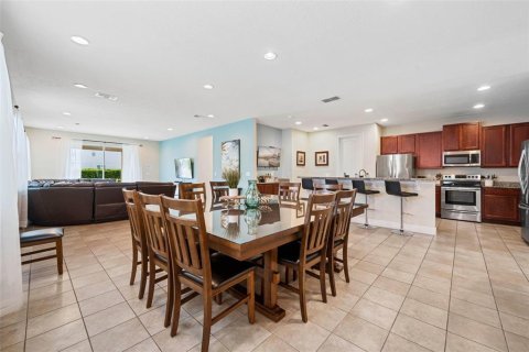 House in Kissimmee, Florida 11 bedrooms, 437.29 sq.m. № 1792738 - photo 7