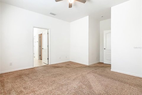 House in Davenport, Florida 3 bedrooms, 158.31 sq.m. № 2310690 - photo 17
