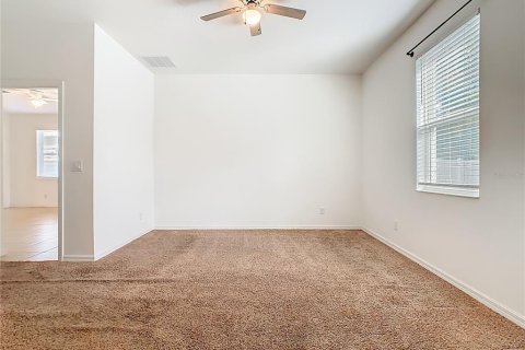 House in Davenport, Florida 3 bedrooms, 158.31 sq.m. № 2310690 - photo 19