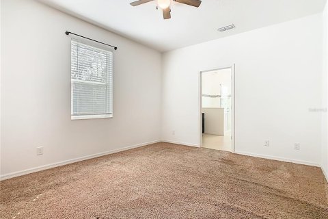 House in Davenport, Florida 3 bedrooms, 158.31 sq.m. № 2310690 - photo 18