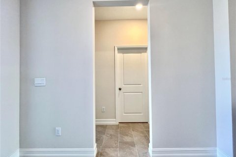 Casa en alquiler en Wesley Chapel, Florida, 4 dormitorios, 189.99 m2 № 1834962 - foto 7