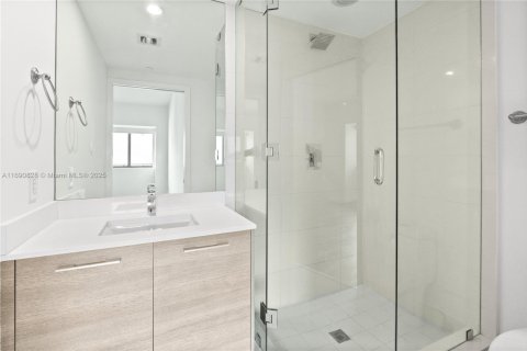 Condominio en venta en Miami, Florida, 2 dormitorios, 109.16 m2 № 1867328 - foto 7
