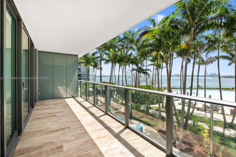 Condominio en venta en Miami, Florida, 2 dormitorios, 109.16 m2 № 1867328 - foto 17