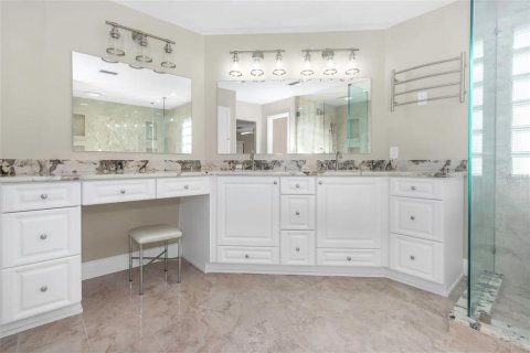 Villa ou maison à vendre à New Port Richey, Floride: 5 chambres, 392.7 m2 № 2202926 - photo 26