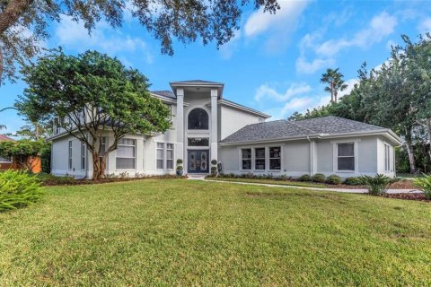 Casa en New Port Richey, Florida 5 dormitorios, 392.7 m2 № 2202926