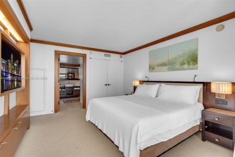 Condo in Miami Beach, Florida, 1 bedroom  № 1955576 - photo 7