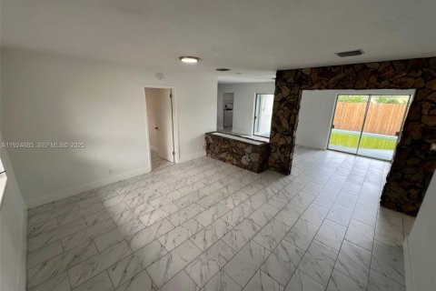 Villa ou maison à vendre à Lauderdale Lakes, Floride: 3 chambres, 119.01 m2 № 1982688 - photo 7