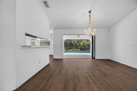 Villa ou maison à vendre à Port Charlotte, Floride: 3 chambres, 156.26 m2 № 2323019 - photo 9