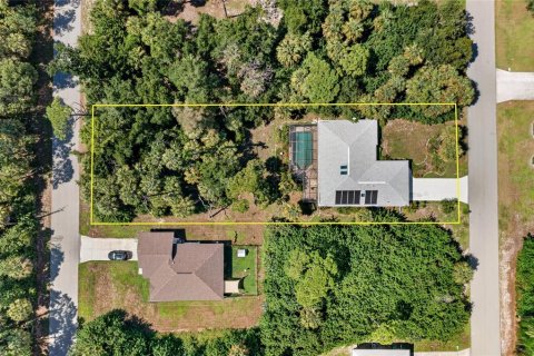 Villa ou maison à vendre à Port Charlotte, Floride: 3 chambres, 156.26 m2 № 2323019 - photo 3