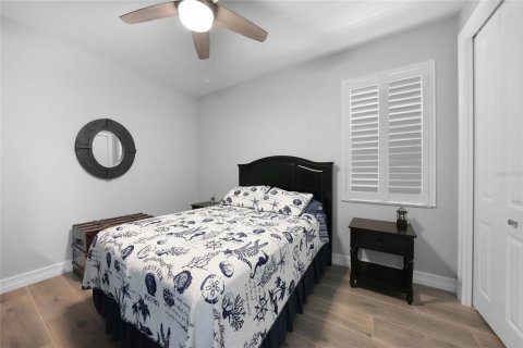 House in Port Charlotte, Florida 3 bedrooms, 198.25 sq.m. № 1894362 - photo 18